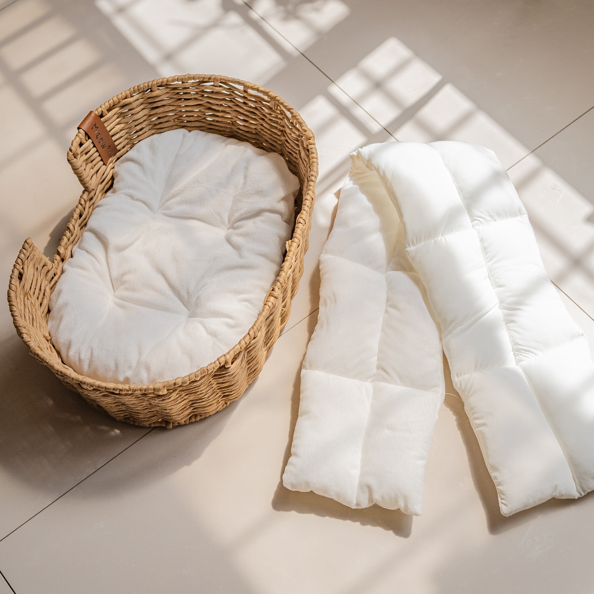 Hand-woven Warm Rattan Basket Pet Nest