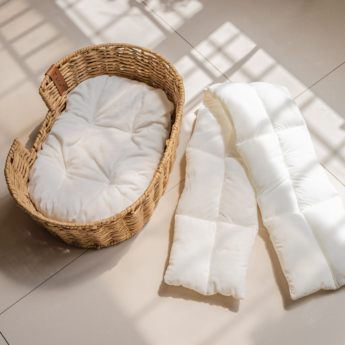 Hand-woven Warm Rattan Basket Pet Nest