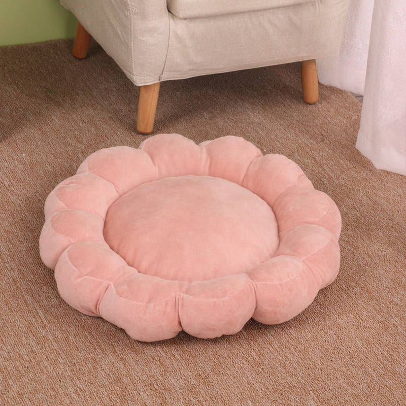 Multi Color Petal Dog And Cat Nest