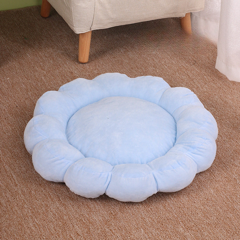 Multi Color Petal Dog And Cat Nest