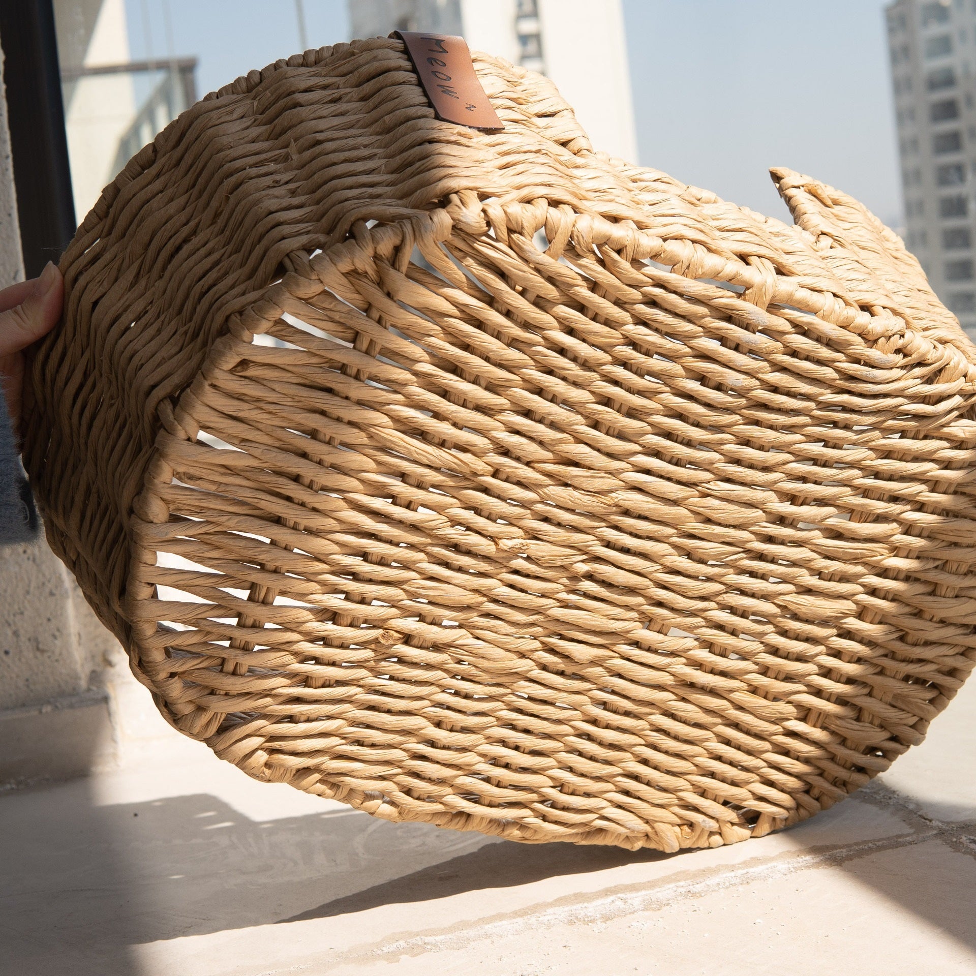 Hand-woven Warm Rattan Basket Pet Nest